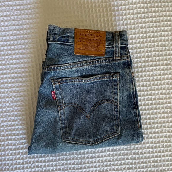 Levi’s Wedgie Jeans Size 26 - Picture 1 of 5